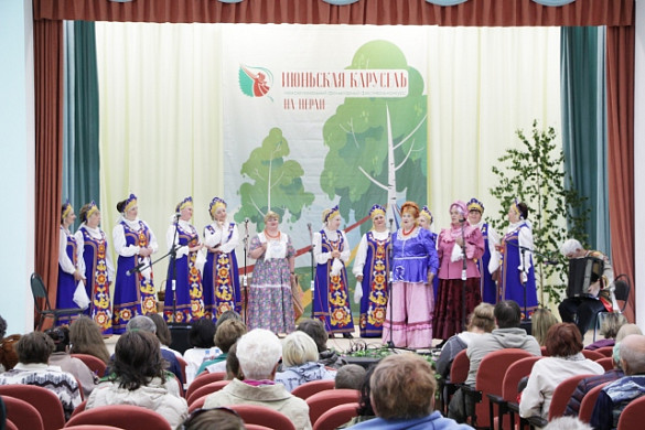 Гран-при фестиваля «Июньская карусель на Нерли» взял коллектив из Владимирской области
